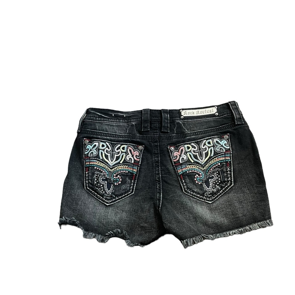 Women rock revival shorts